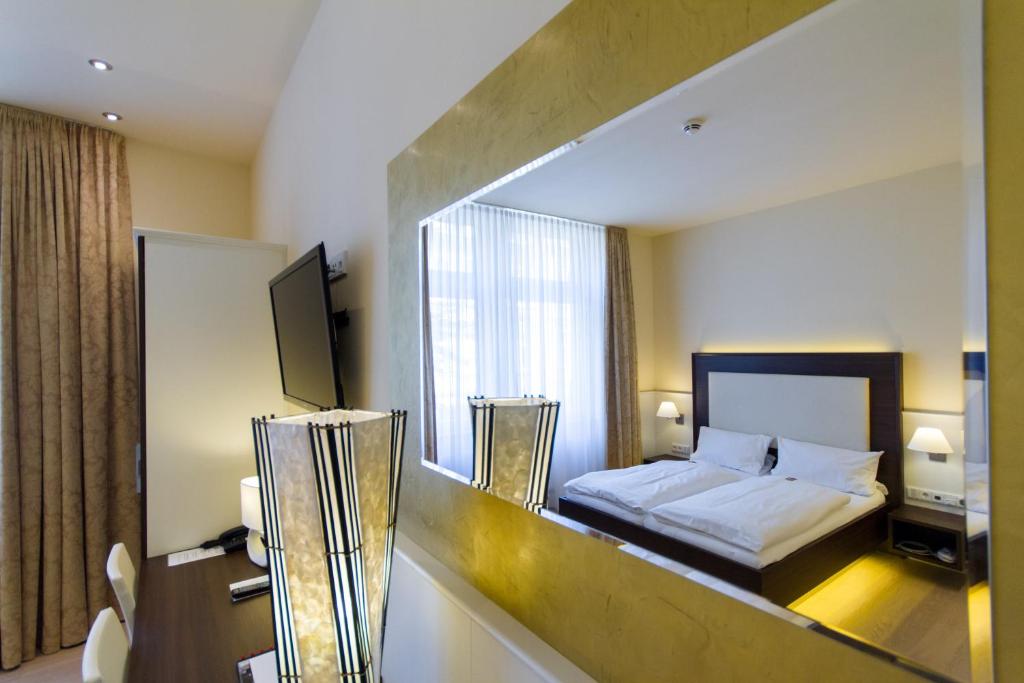 The Heidelberg Exzellenz Hotel - Resim 22