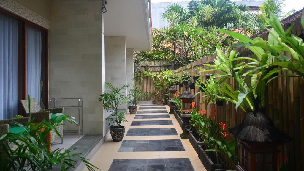 Puri Kesari Guest House - 12