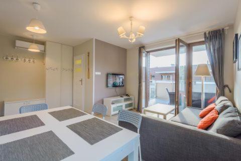 APARTAMENTY MIERZEJA -BALTIC PARK STEGNA, Przyjazne zwierzętom, 500 m od plaży, Bezpłatny Meleks - 2