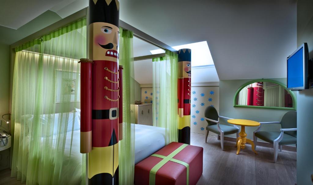 Château Monfort - Relais & Châteaux - Resim 20