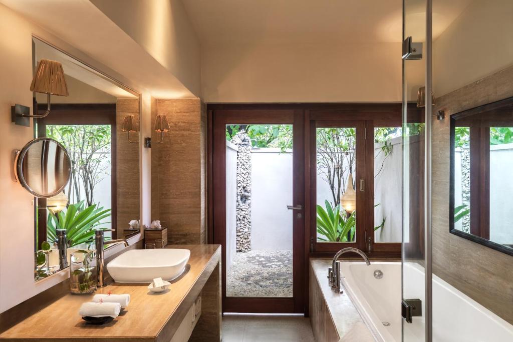 Taj Coral Reef Resort & Spa,Maldives - Premium All Inclusive with Free Transfers - 4