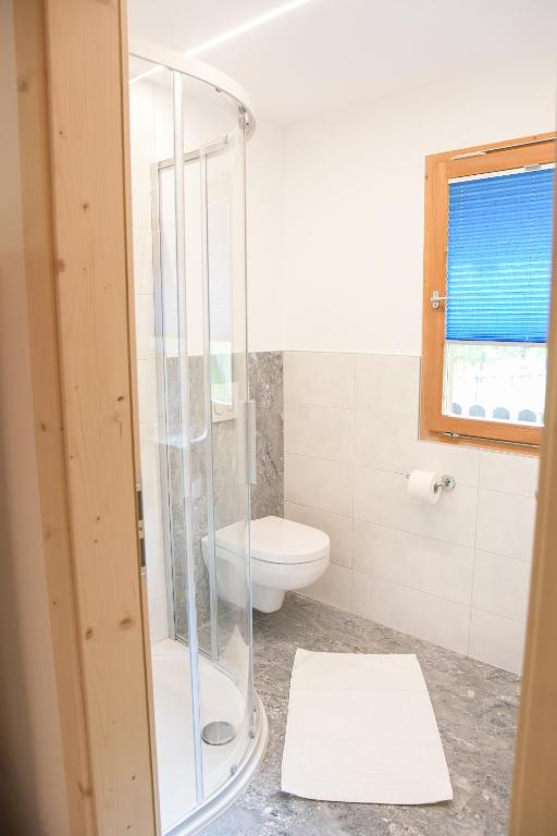 Koupelna v ubytování Ferienhütte Premstlahof