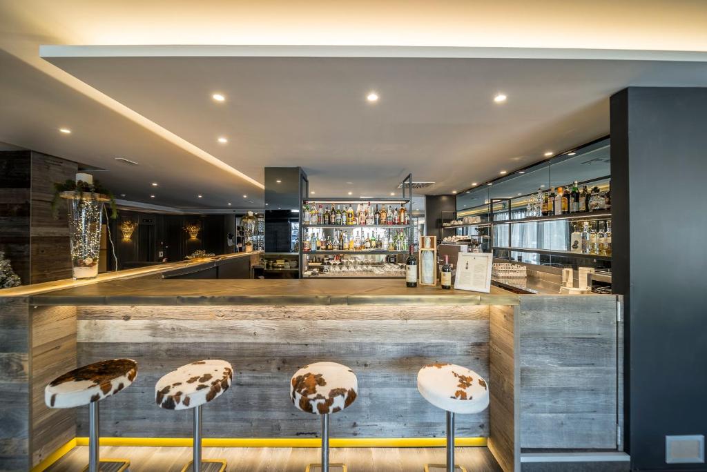 The lounge or bar area at Hotel Spinale