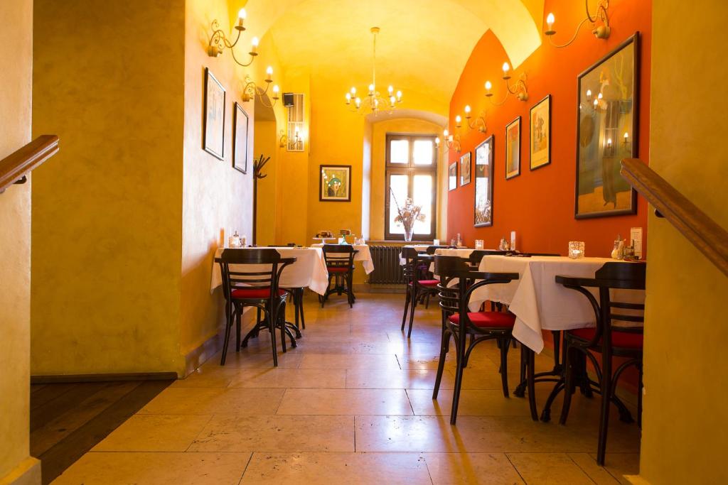 Hotel Rous - Resim 10