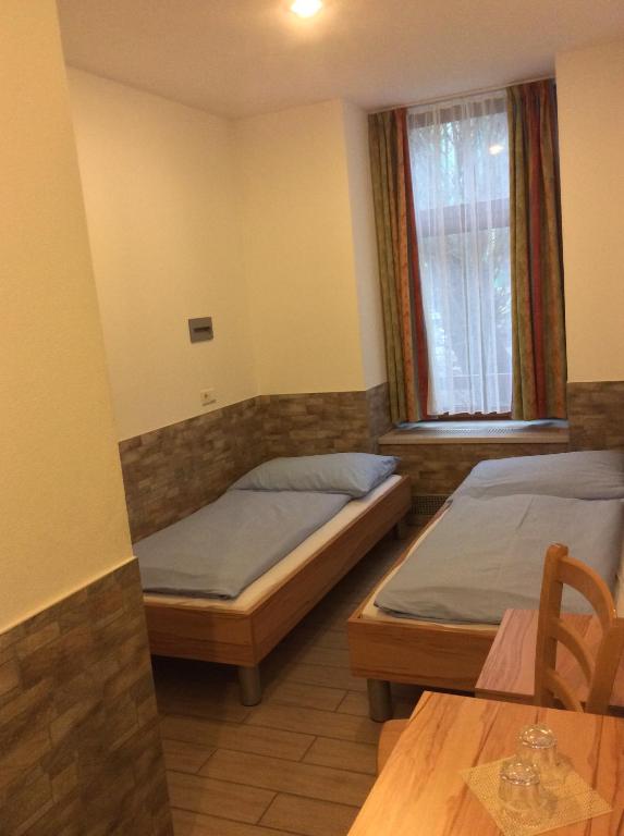 
Twin Room with Shower
