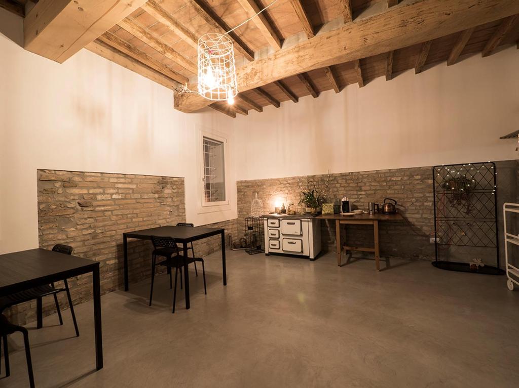 Kuchyňa alebo kuchynka v ubytovaní Zucchero sui Baffi- Food Lovers B&B