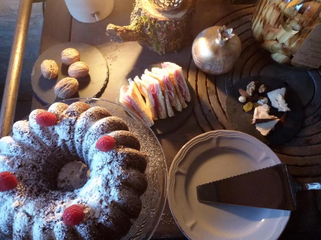 Jedlo v ubytovaní bed & breakfast alebo blízkom okolí