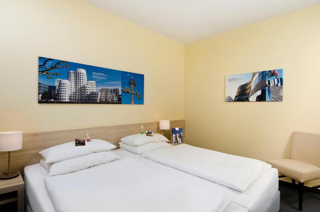 Hotel am Hofgarten - Resim 26