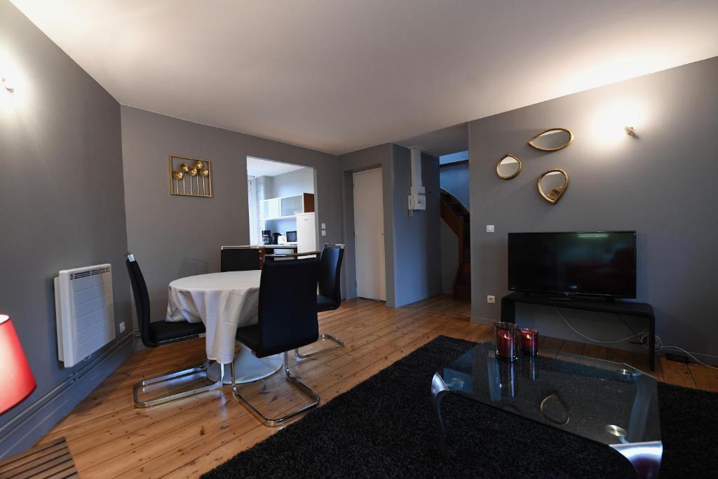 TV a/nebo společenská místnost v ubytování Appartement Week-end