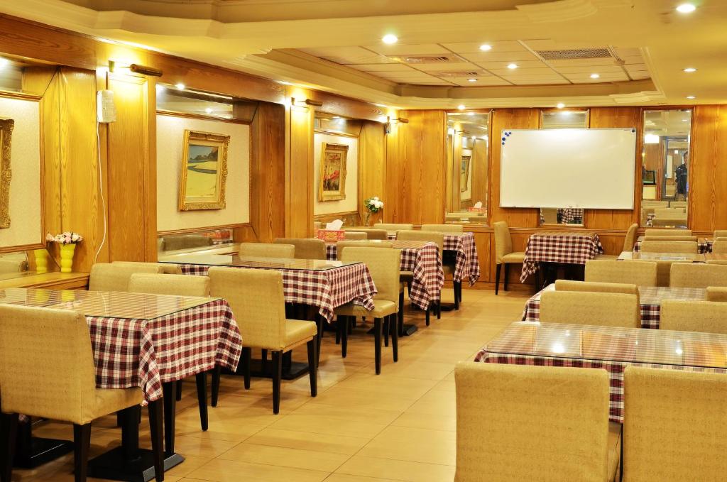 Posezení v ubytování Family Hotel - Linsen