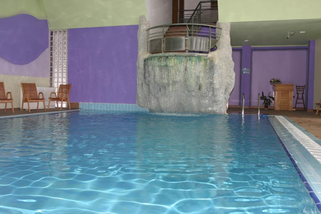 Bazén v ubytování Hotel Sunce Vlašić nebo v jeho okolí