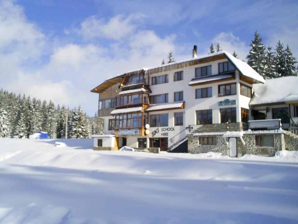 Family Hotel Markony v zimě