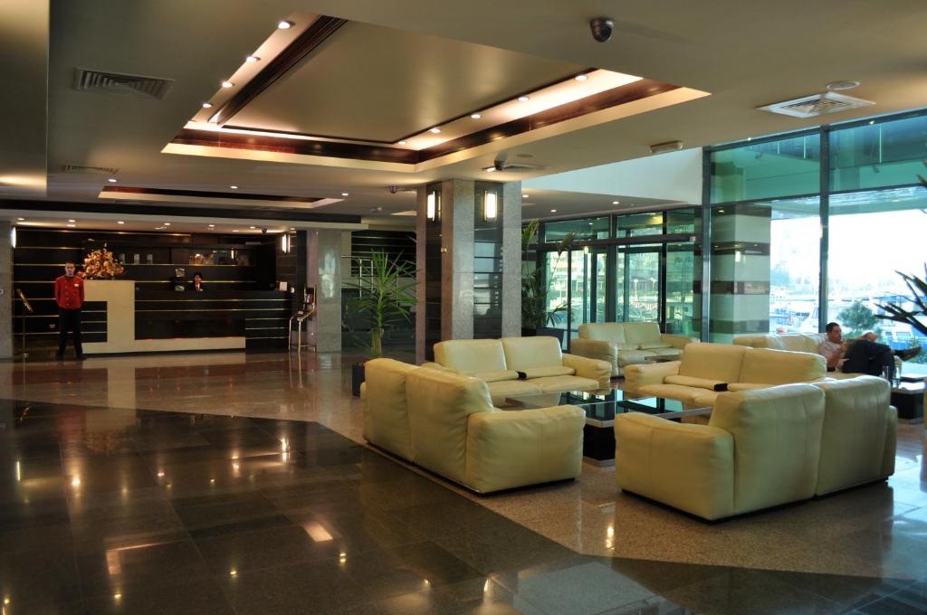 Un lugar para sentarse en Hotel Delta 4
