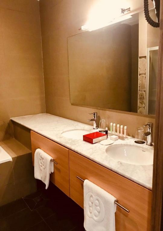 Koupelna v ubytování Pefaco Hotel Maya Maya