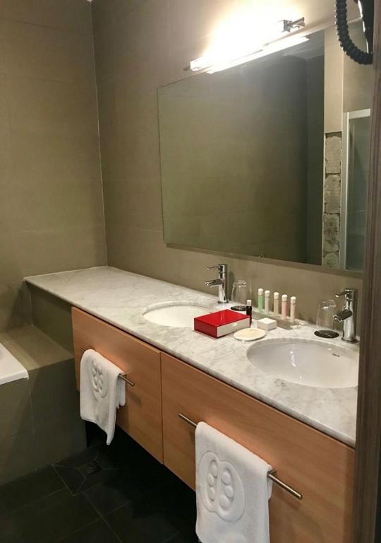 Koupelna v ubytování Pefaco Hotel Maya Maya