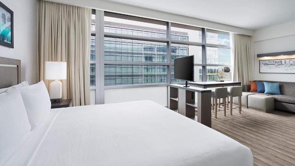 Hyatt House Washington DC/The Wharf photo