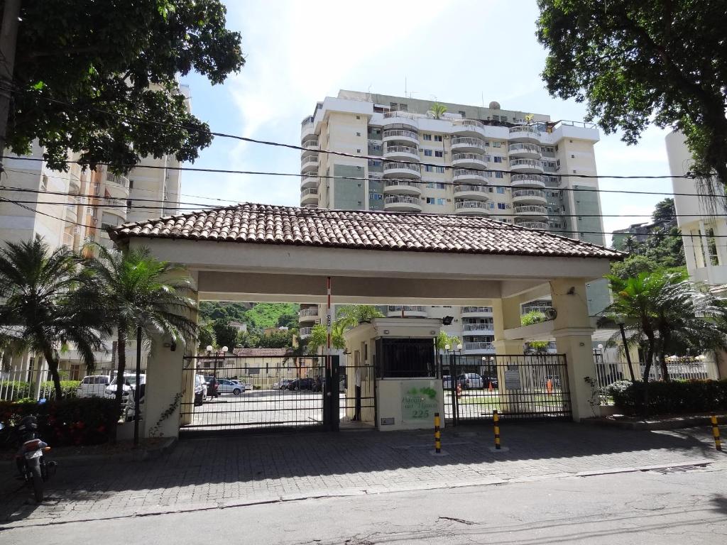 a building with a gate in front of a building at Parque da Tijuca in Rio de Janeiro