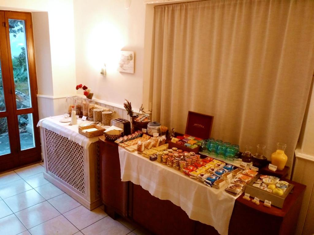 Hotel Firenze Lugano - Resim 10