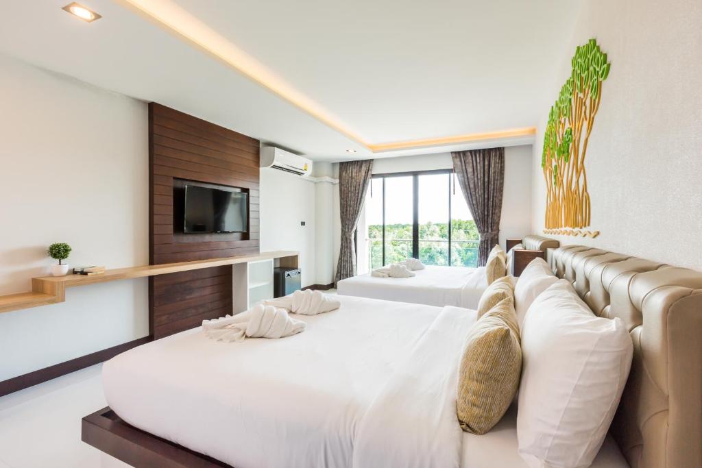 
Deluxe Family Room
