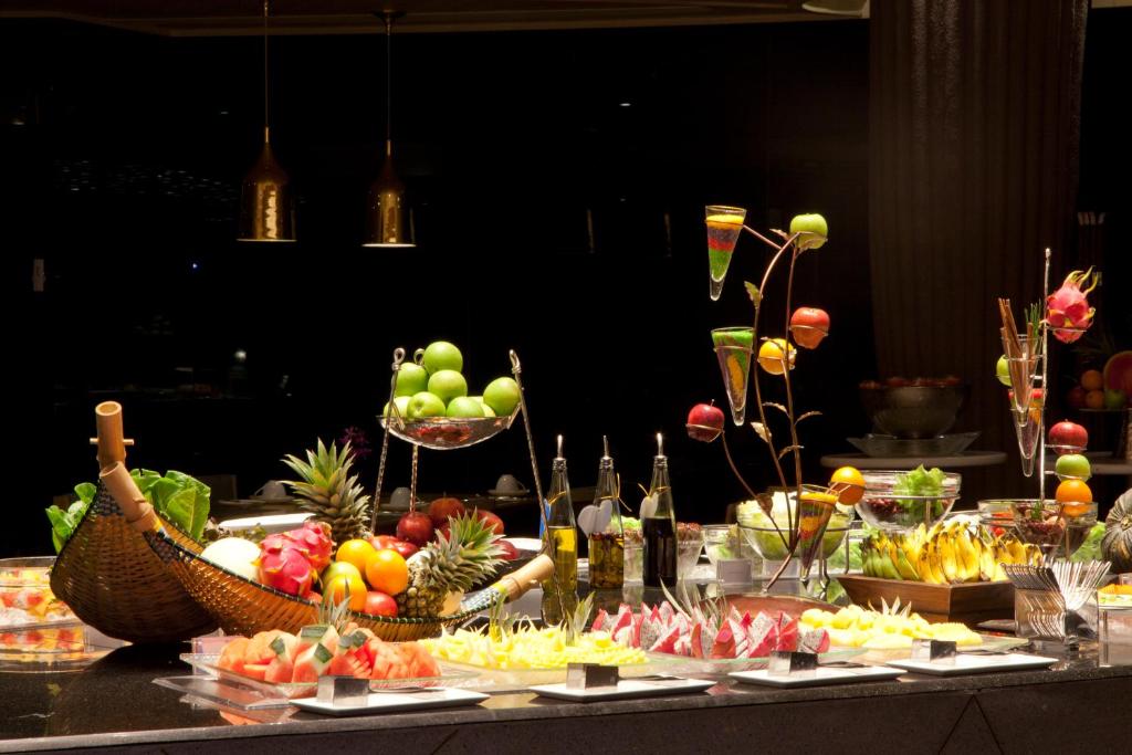 Graceland Khaolak Beachfront Resort - 7