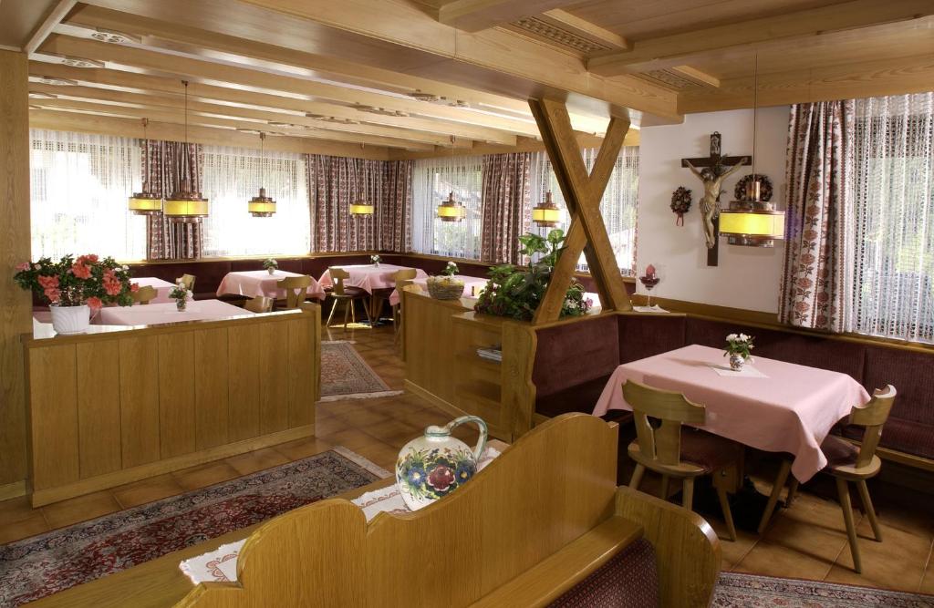 Restaurace v ubytování Garni Hotel Rezia