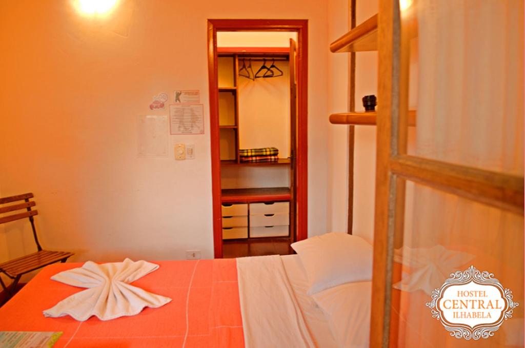  Hostel Central Ilhabela