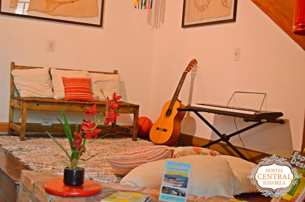  Hostel Central Ilhabela