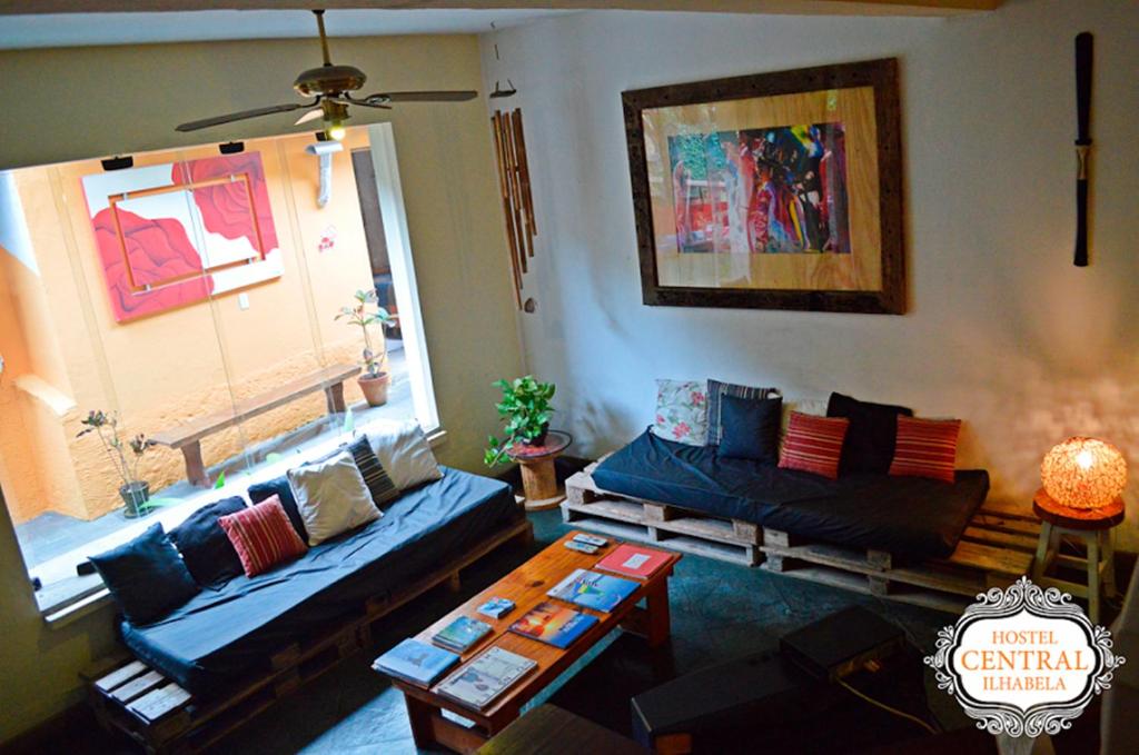  Hostel Central Ilhabela