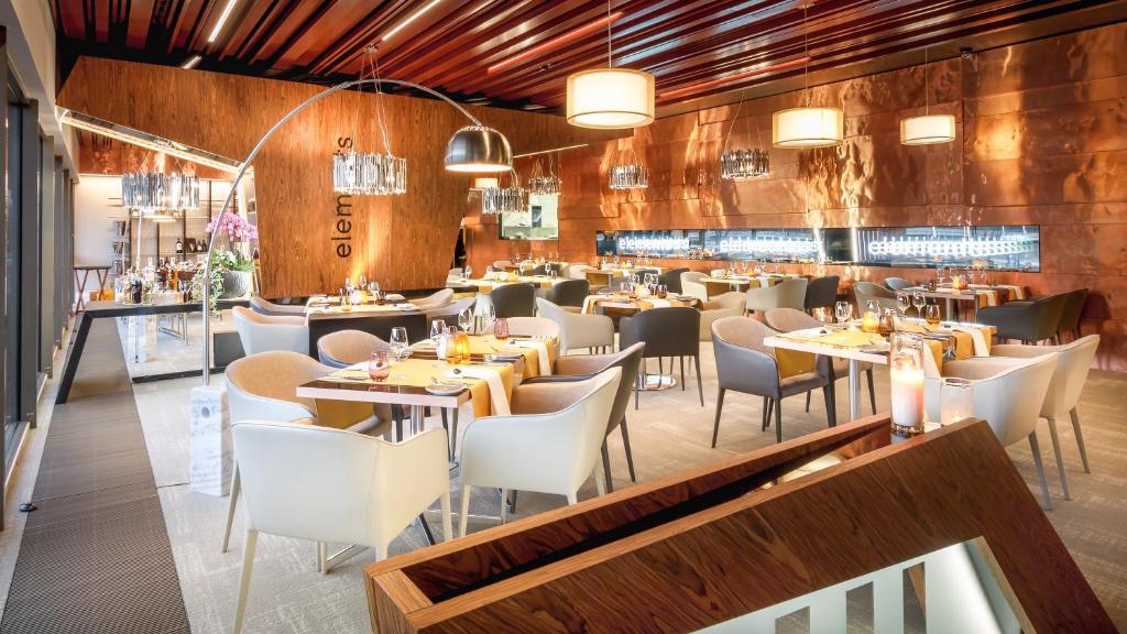 The President - Resim 11