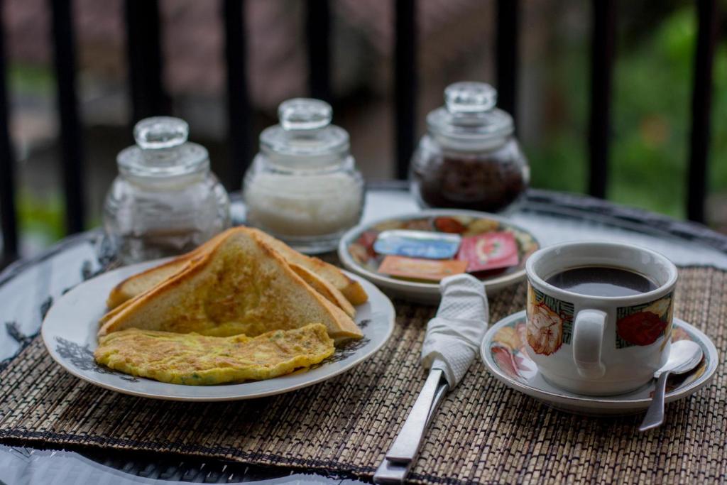Možnosti snídaně pro hosty v ubytování Jepun Bali Ubud Homestay