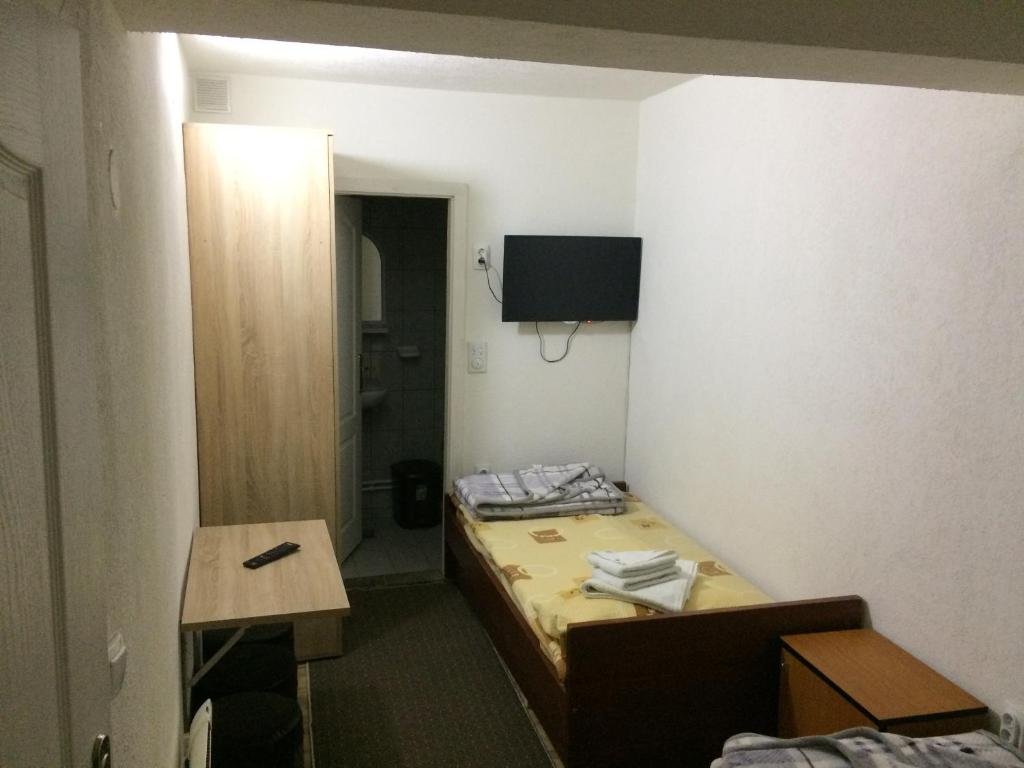 Μια τηλεόραση ή/και κέντρο ψυχαγωγίας στο Mico Ficher Kop