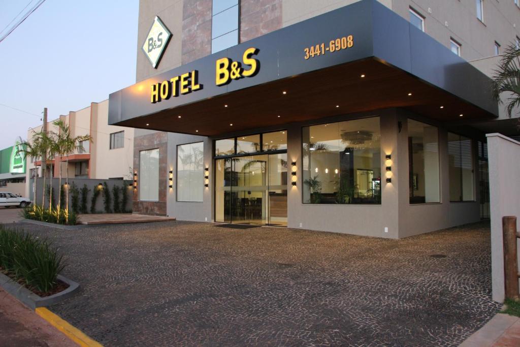  Hotel B&S