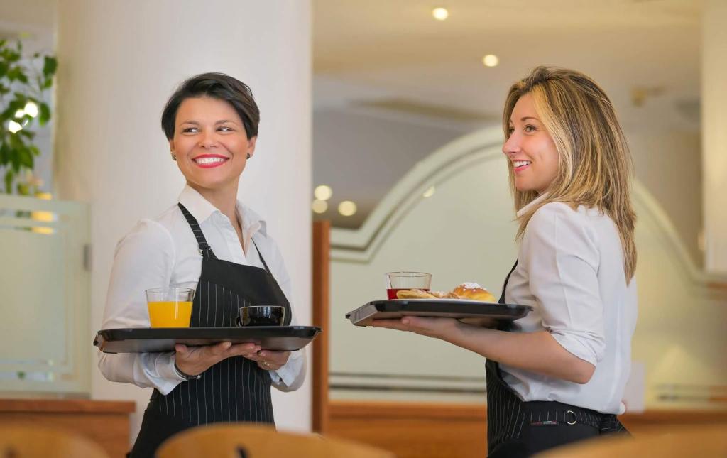 Goście zatrzymujący się w obiekcie UNA HOTELS Occhiobello