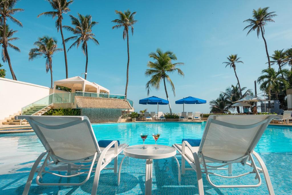 Bazén v ubytování Hotel Dann Cartagena nebo v jeho okolí