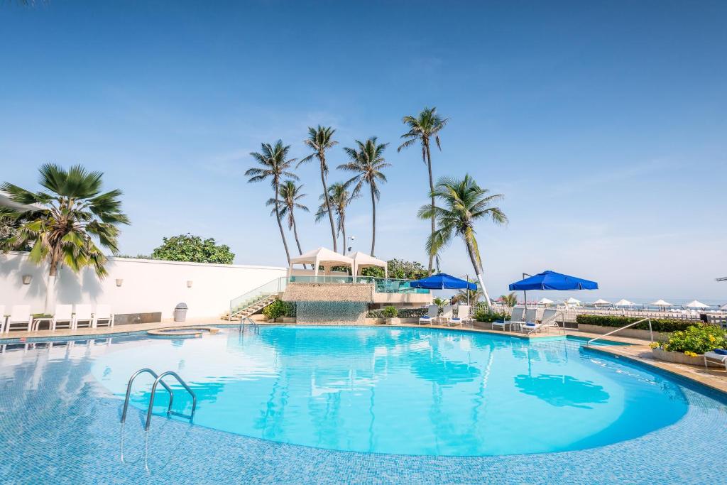 Bazén v ubytování Hotel Dann Cartagena nebo v jeho okolí