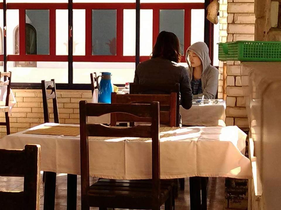 Restaurace v ubytování Monica Hotel