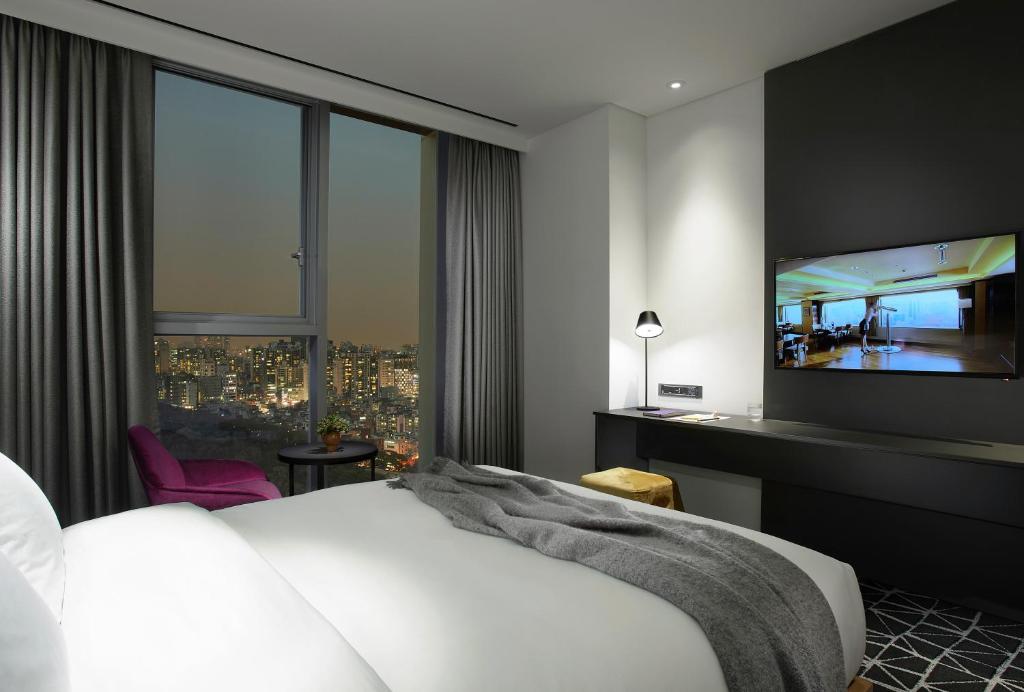 L7 GANGNAM by LOTTE - Standard Double Room With Garden View