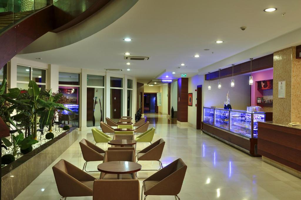 Posezení v ubytování Sunis Evren Beach Resort Hotel & Spa