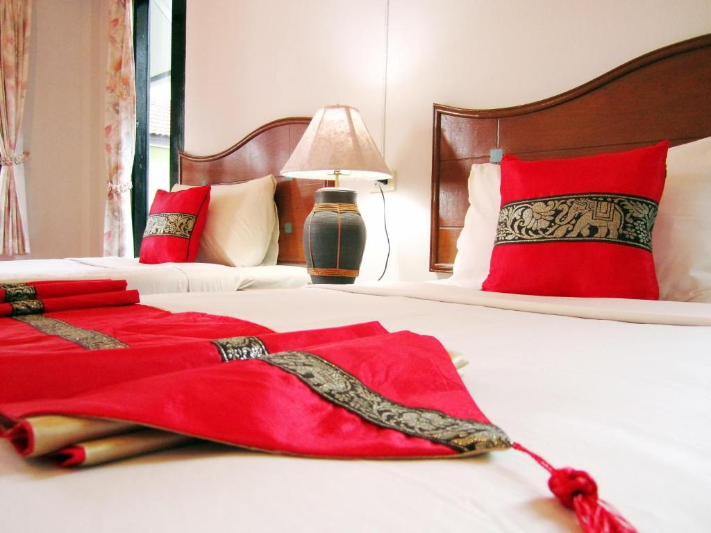 Lanta IL Mare Beach Resort - 13