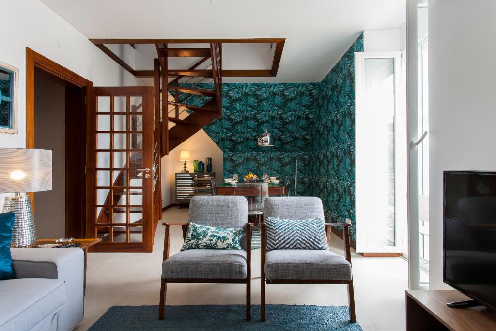 Χώρος καθιστικού στο bairro alto view point 3 bedrooms chalet