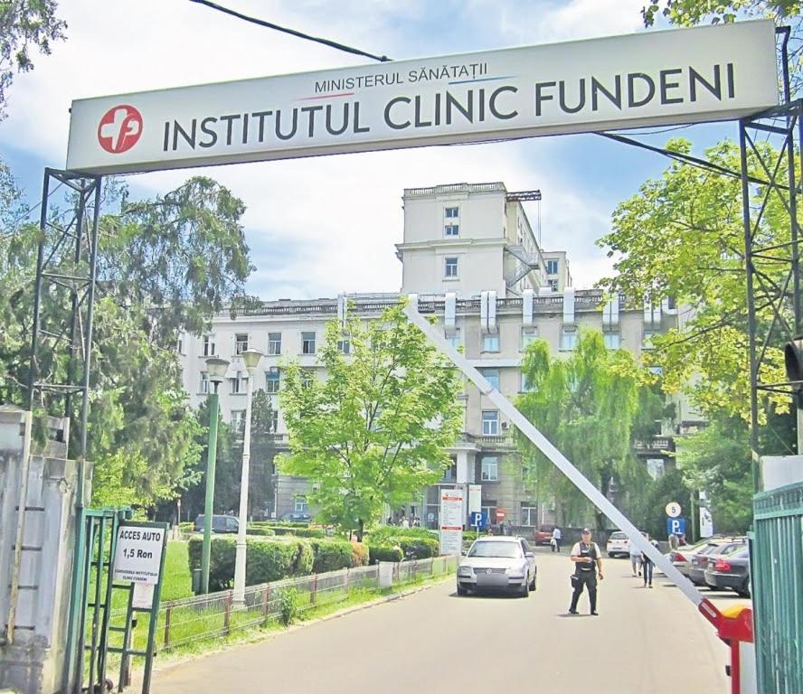 Un signe pour l’institut de cliniqueintellectuelle francilli dans l'établissement Pensiune Spital Fundeni, à Bucarest