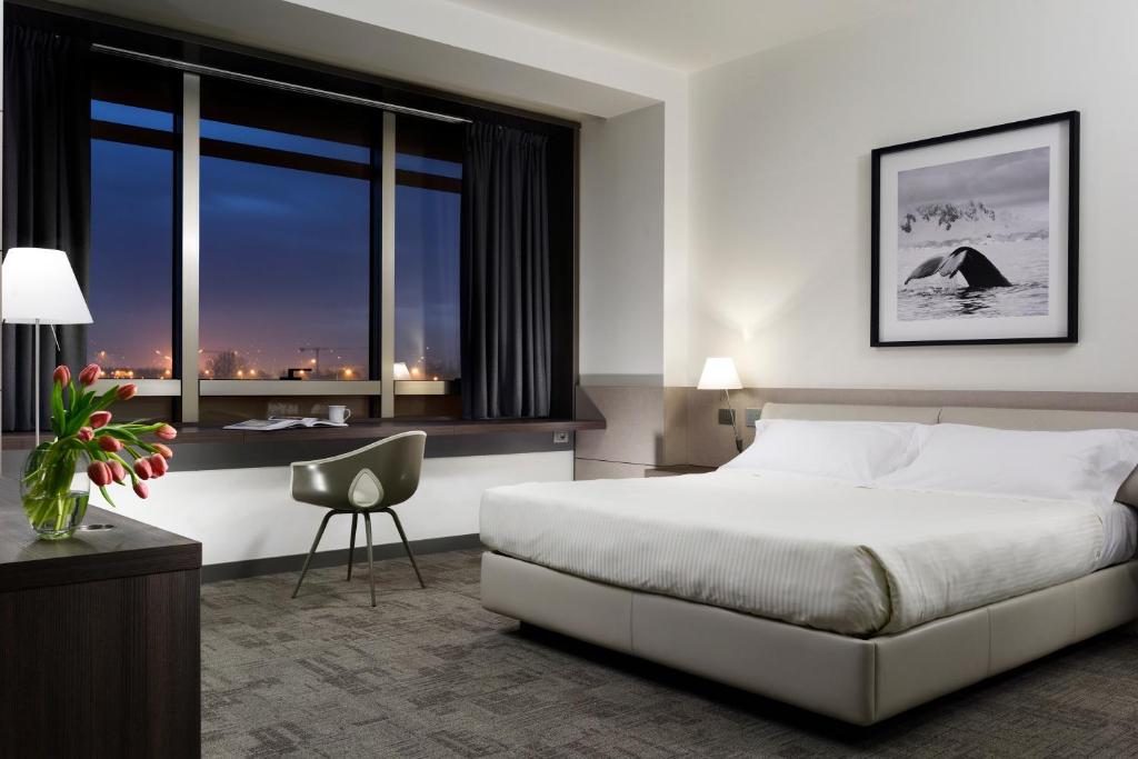 UNA Hotels San Vitale Bologna - Resim 2