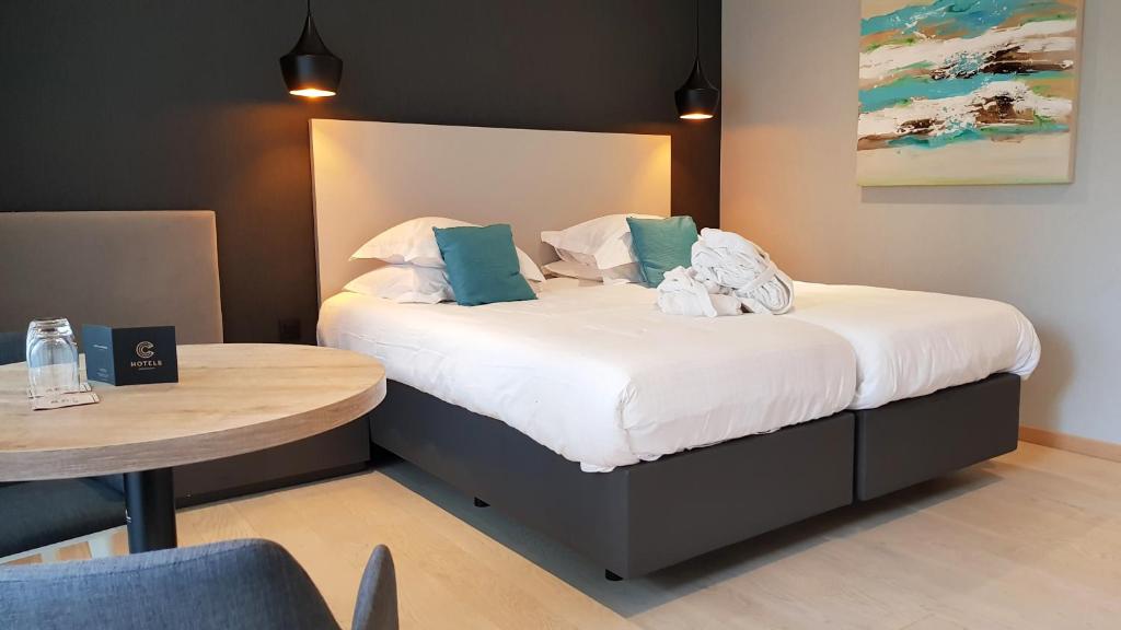 
Comfort Twin Room - No Sea View.
