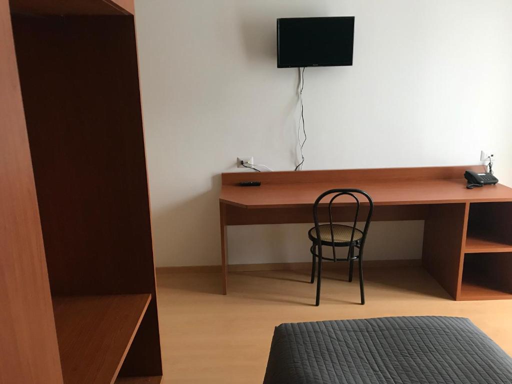 TV a/nebo společenská místnost v ubytování Hotel La Pieve