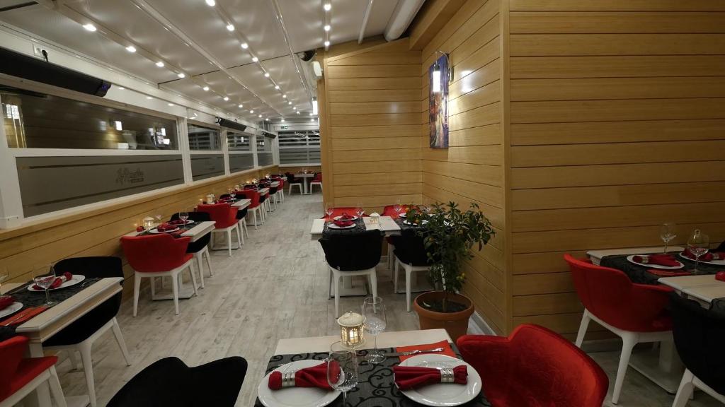 Restaurace v ubytování Endglory Hotel