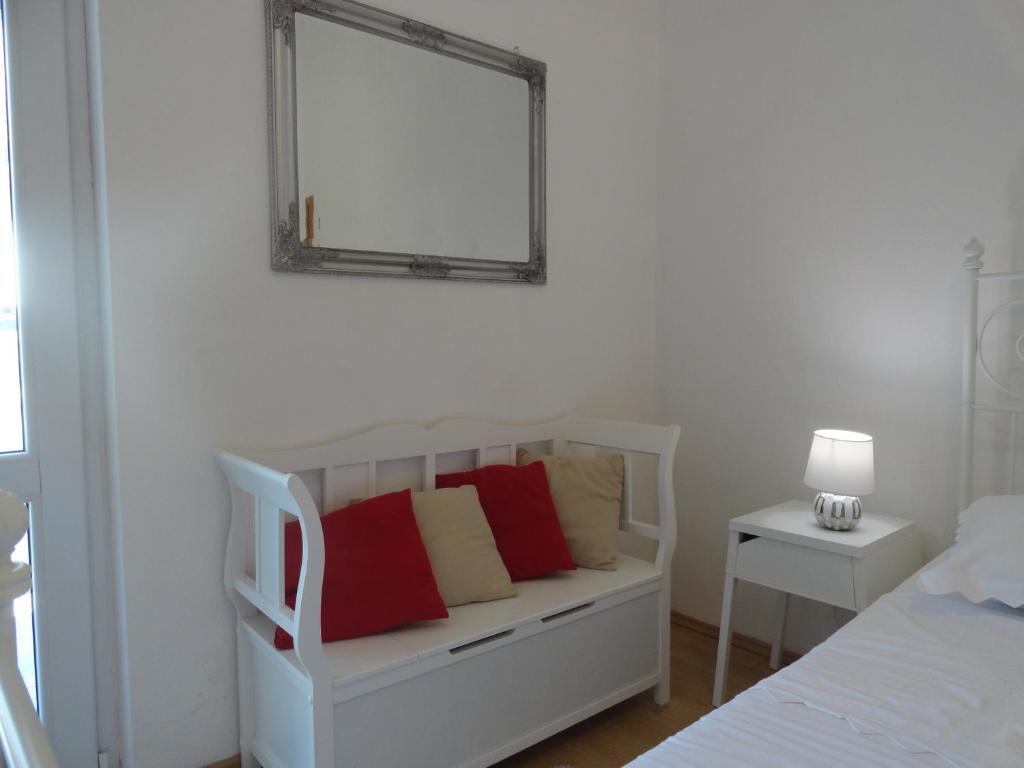 Posteľ alebo postele v izbe v ubytovaní APARTMENTS ANICA 2