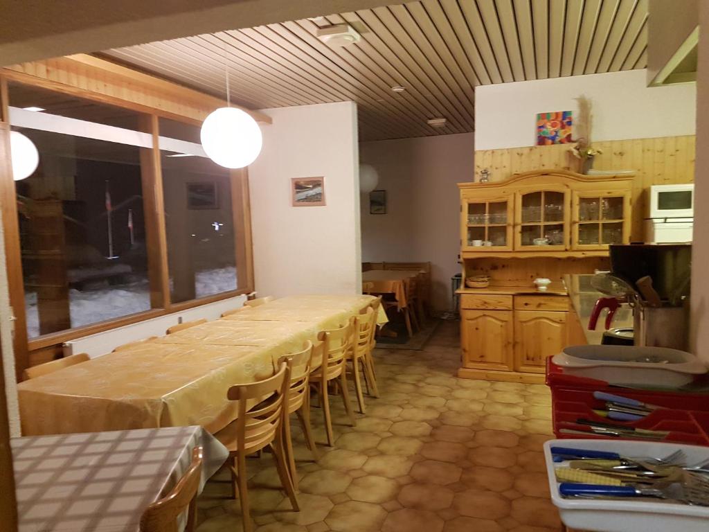 Kuchyň nebo kuchyňský kout v ubytování Holidays Groupes Anzère
