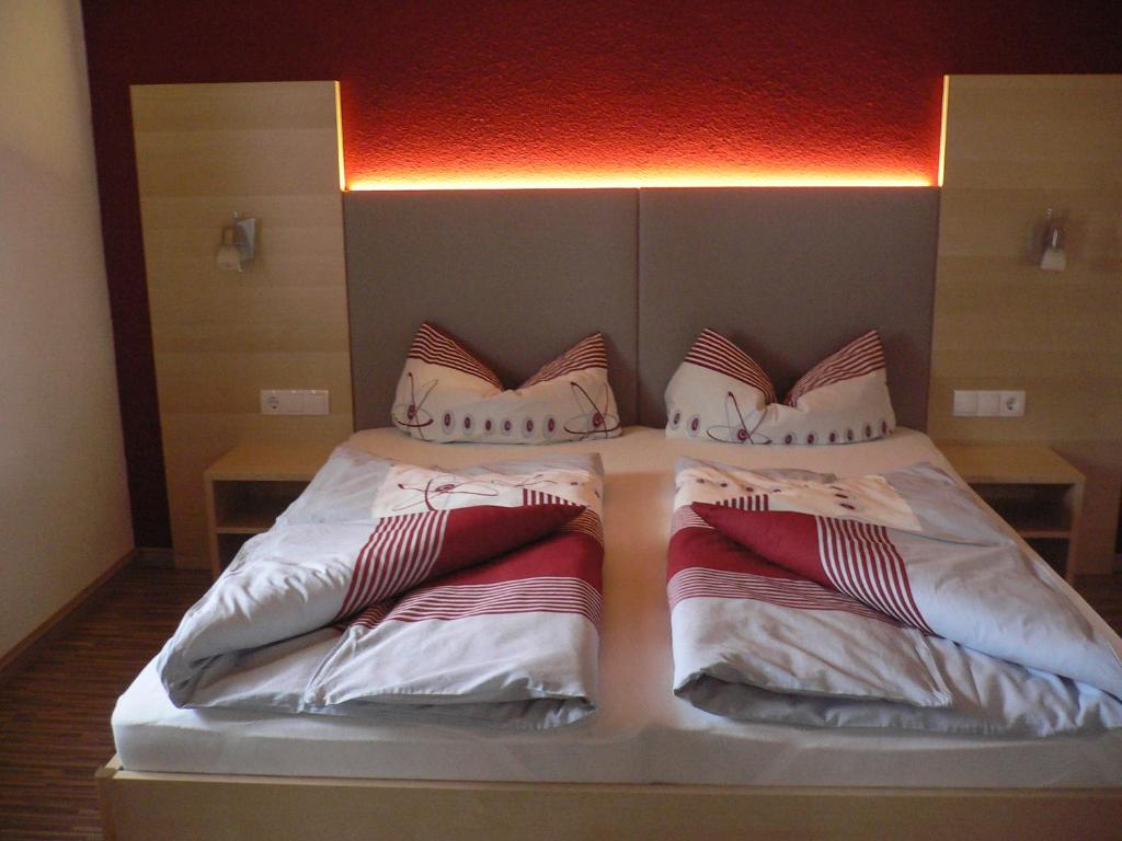 Postel nebo postele na pokoji v ubytování Haus Heidrun