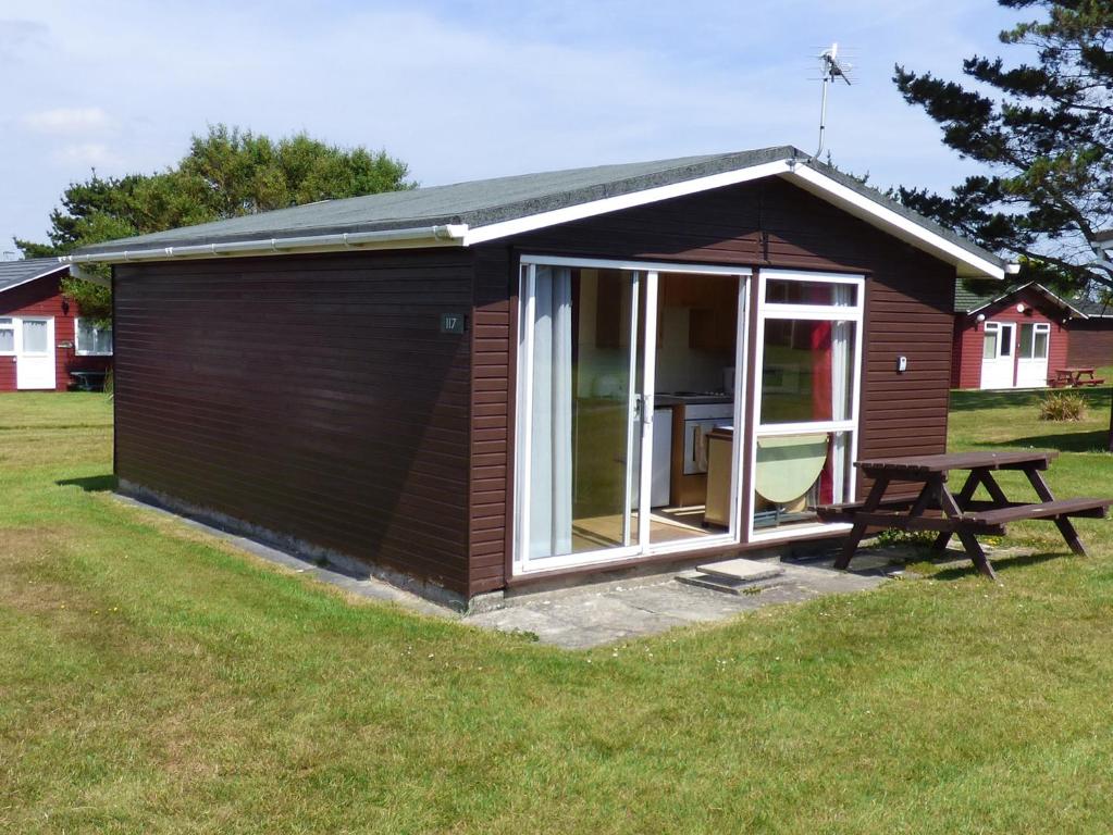 Gallery image of Chalet 117 in St Merryn