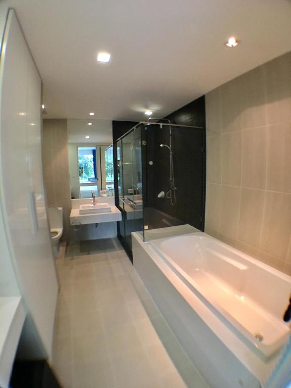 Koupelna v ubytování Mida de Sea Residence Hua Hin